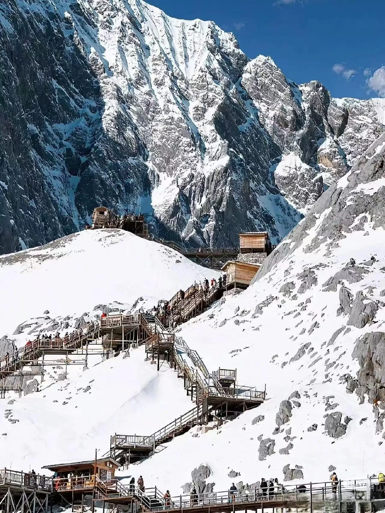 玉龍雪山