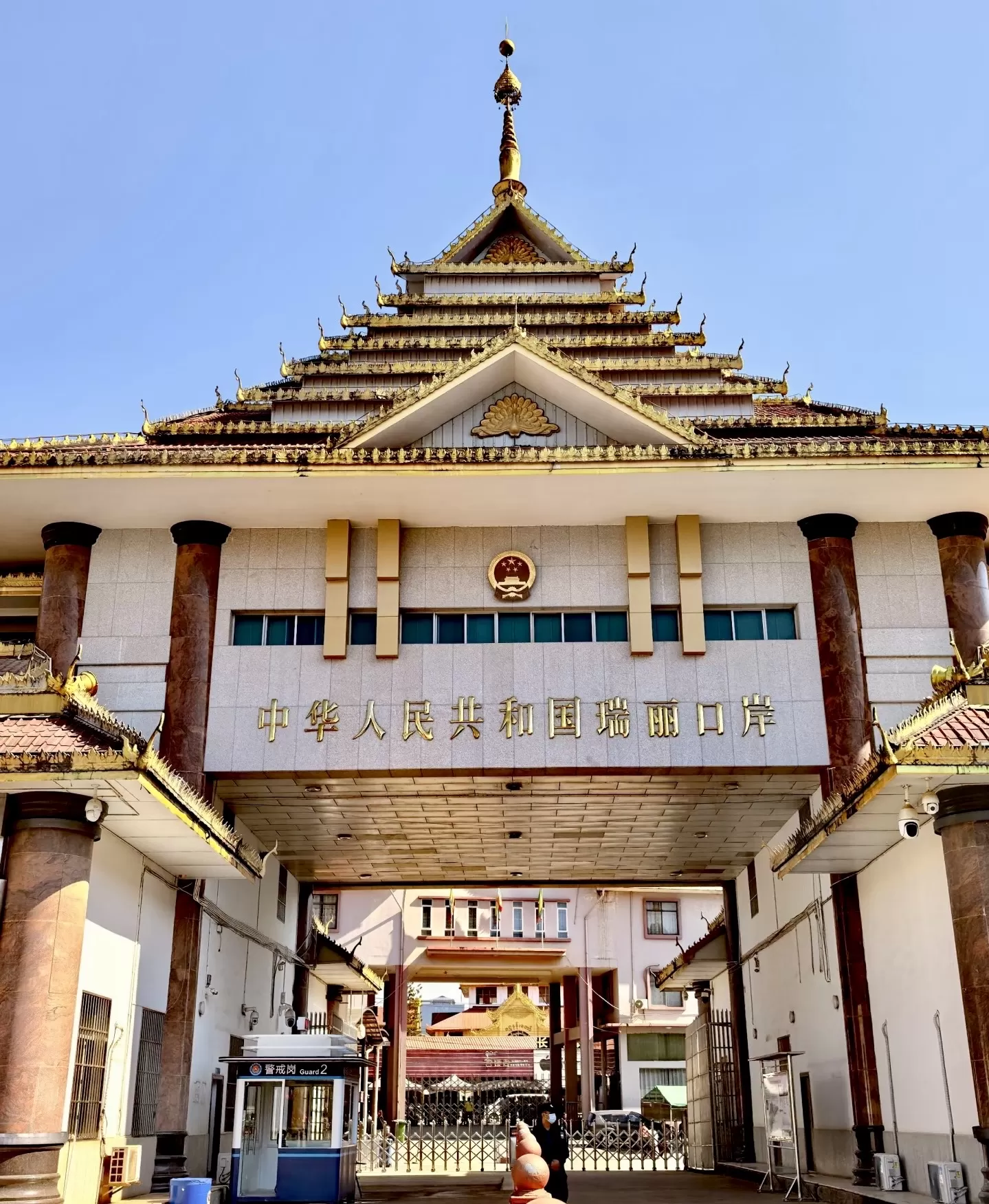 姐告國門